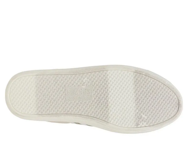 Fashion & Lifestyle>LifeStride Women's Happy Friday Lace-Up Sneakers