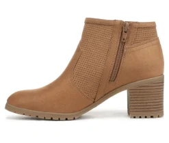 Boots & Booties><noscript><img width=
