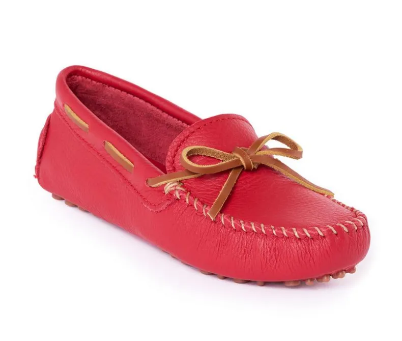 Boat Shoes & Slip-Ons>Minnetonka Women's Classic Driver Casual Shoes