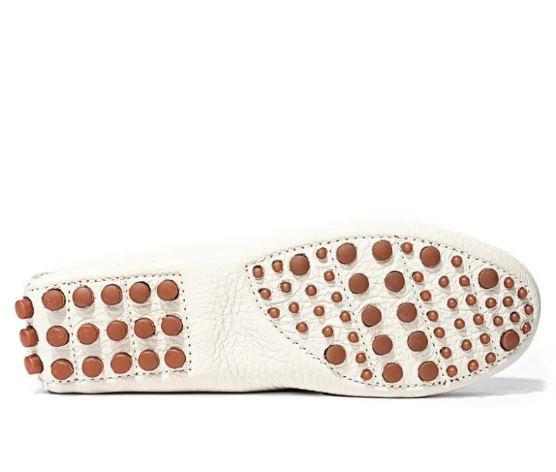 Boat Shoes & Slip-Ons>Minnetonka Women's Classic Driver Casual Shoes
