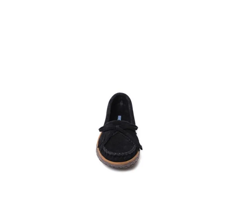 Boat Shoes & Slip-Ons>Minnetonka Women's Kilty Tread Moccasins