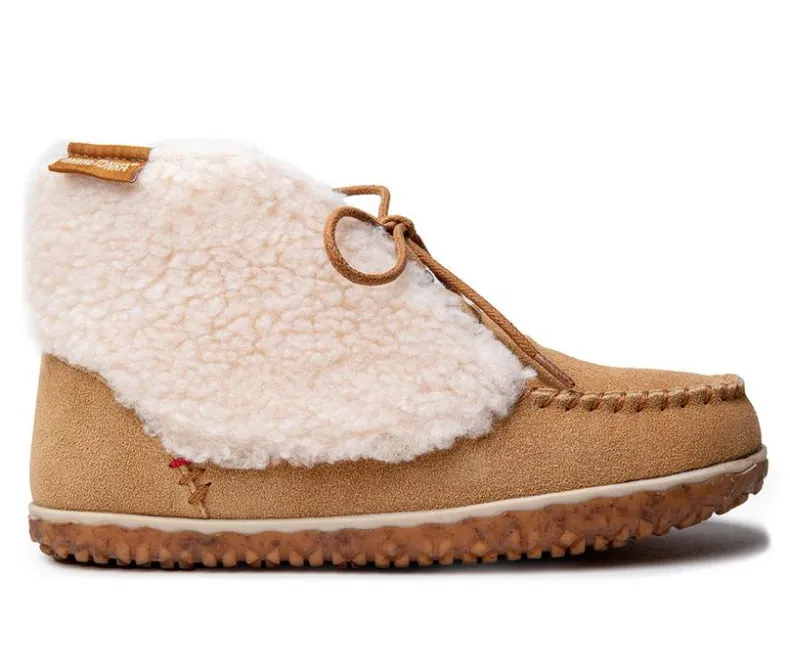 Cozy>Minnetonka Women's Torrey Winter Booties