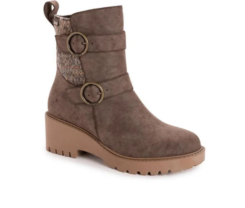 Dress>MUK LUKS Women's Finley Faith Heeled Winter Booties