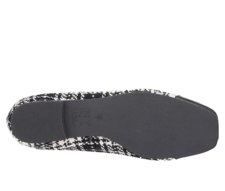 Flats>New York and Company Women's Patricia Flats