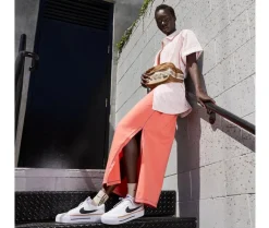 Fashion & Lifestyle|Platform><noscript><img width=