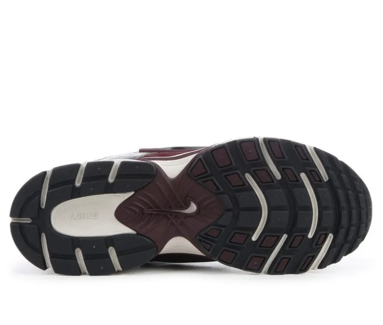 Running|Fashion & Lifestyle>Nike Women's V5 RNR Sneakers