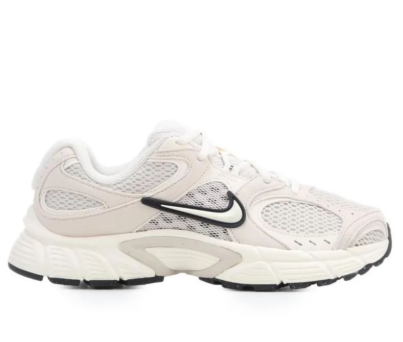 Fashion & Lifestyle|Running>Nike Women's V5 RNR Suede Sneakers