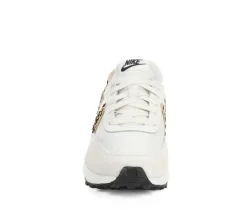 Fashion & Lifestyle|Athletics & Sneakers><noscript><img width=