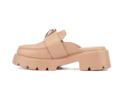 Clogs & Mules><noscript><img width=