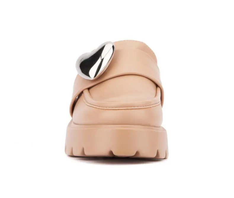 Clogs & Mules>Olivia Miller Women's Heart Lugged Clogs