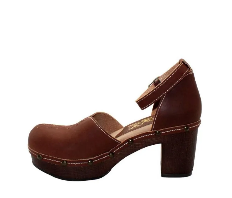 Pumps & Heels|Clogs & Mules>SBICCA Women's Donerail Block Heel Clogs