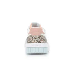 Fashion & Lifestyle|Athletics & Sneakers><noscript><img width=