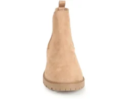 Boots & Booties><noscript><img width=