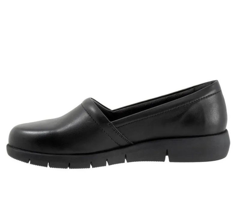 Boat Shoes & Slip-Ons>Softwalk Women's Adora 2.0 Casual Slip On Shoes