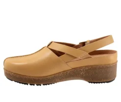 Clogs & Mules><noscript><img width=