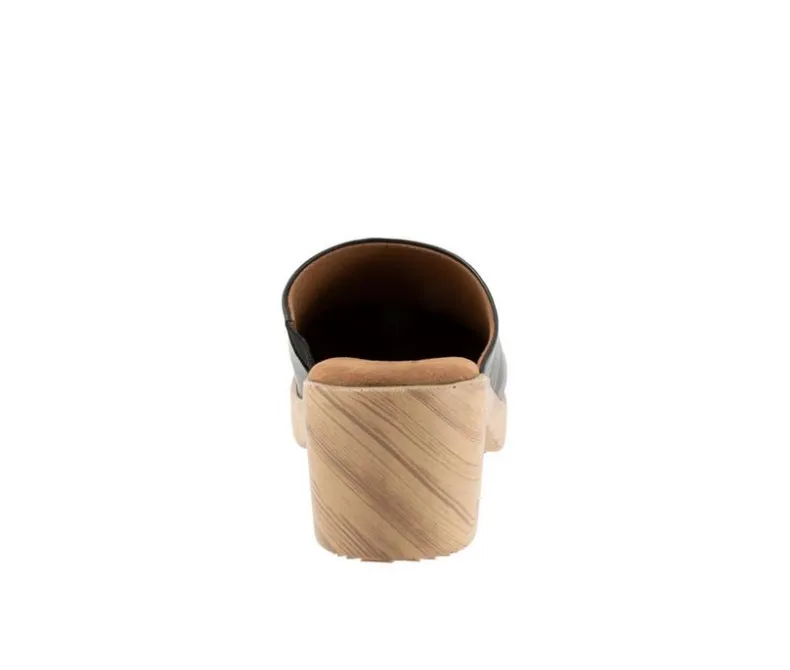 Clogs & Mules>Softwalk Women's Felida Clogs