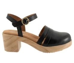 Clogs & Mules>Softwalk Women's Fillmore Clogs