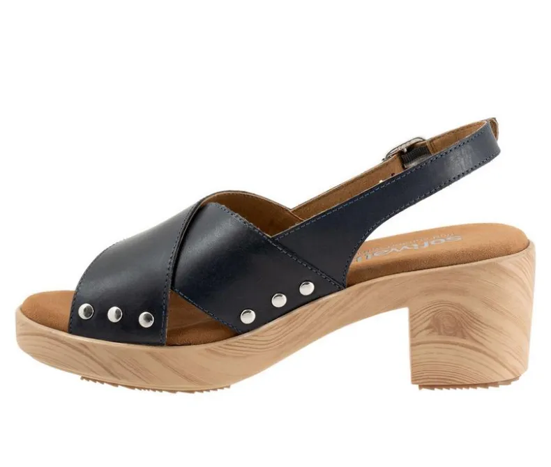Clogs & Mules>Softwalk Women's Florence Clogs