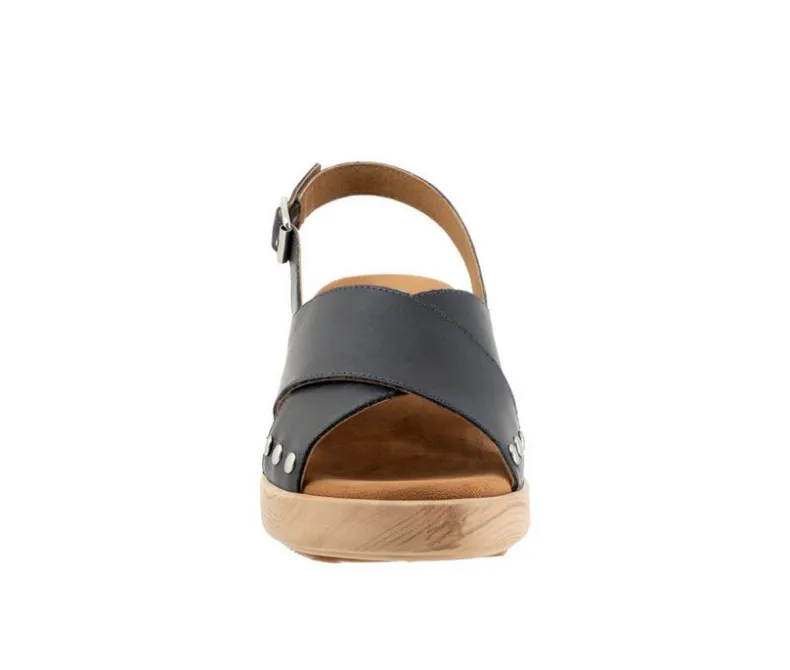Clogs & Mules>Softwalk Women's Florence Clogs
