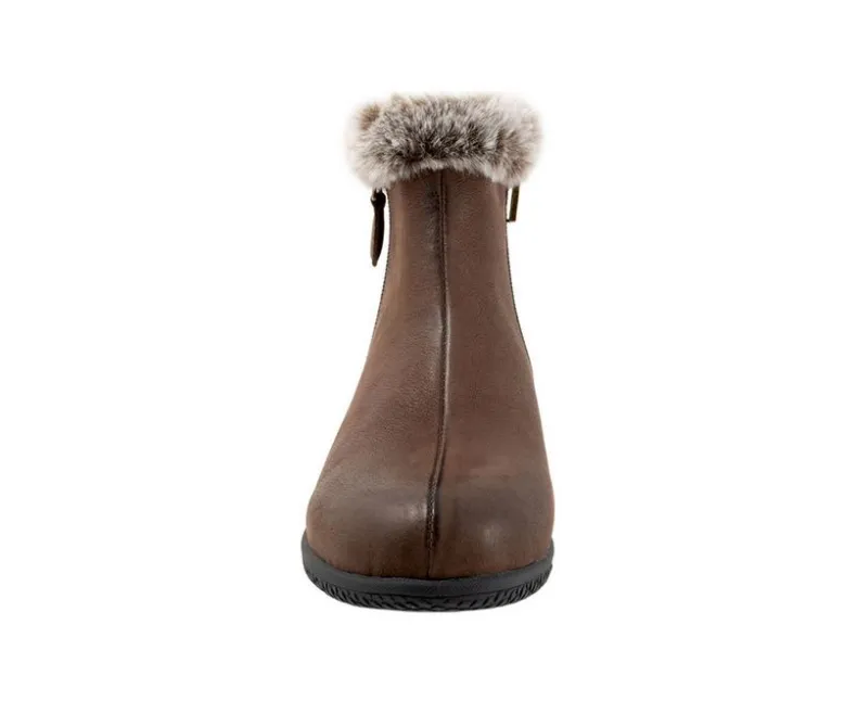 Cozy>Softwalk Women's Helena Winter Booties