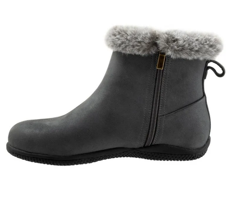 Cozy>Softwalk Women's Helena Winter Booties