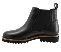 Boots & Booties><noscript><img width=