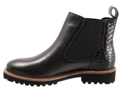 Boots & Booties><noscript><img width=