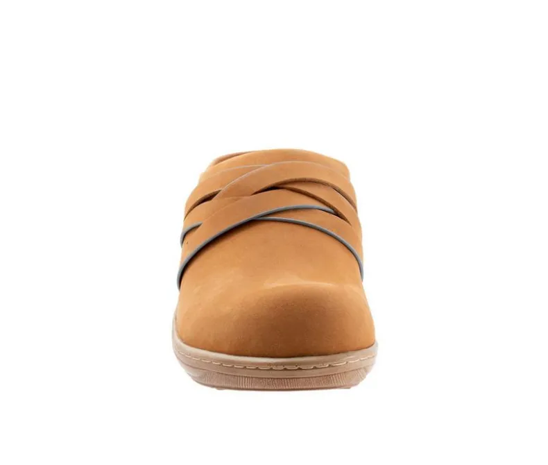 Clogs & Mules>Softwalk Women's Mackay Wedge Clog