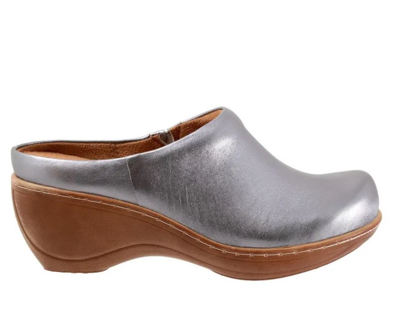 Clogs & Mules>Softwalk Women's Madison Clogs