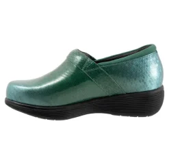 Clogs & Mules><noscript><img width=