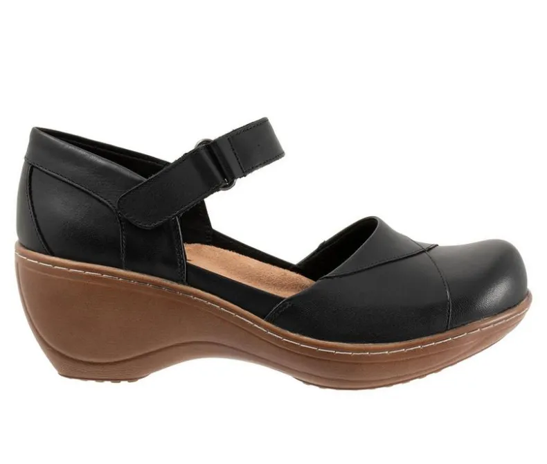 Clogs & Mules>Softwalk Women's Miri Heeled Clogs