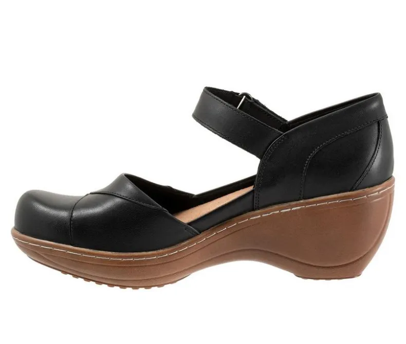 Clogs & Mules>Softwalk Women's Miri Heeled Clogs