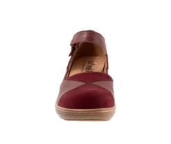 Clogs & Mules><noscript><img width=