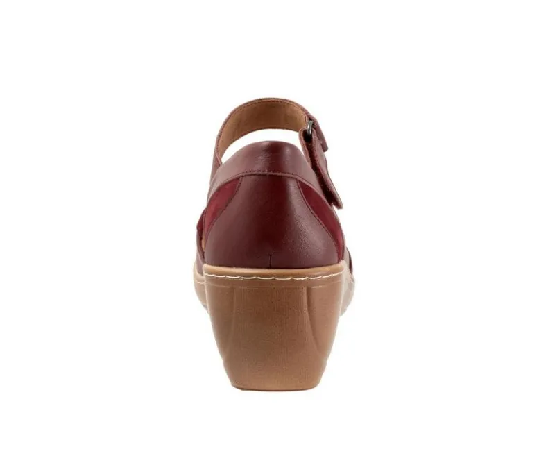 Clogs & Mules>Softwalk Women's Miri Heeled Clogs