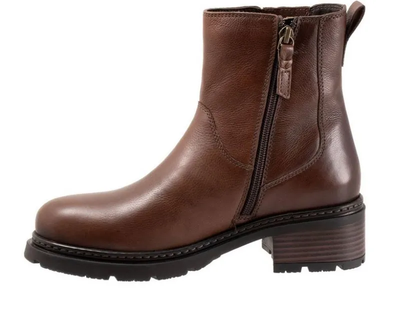 Dress>Softwalk Women's Novato Heeled Booties