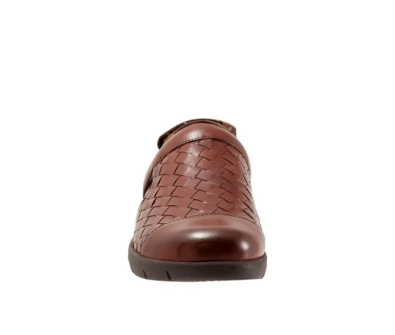 Clogs & Mules>Softwalk Women's Salina Woven II Clog