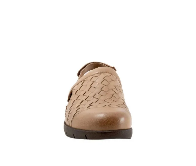 Clogs & Mules>Softwalk Women's Salina Woven II Clog