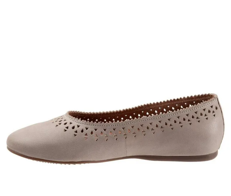 Flats>Softwalk Women's Selma Flats