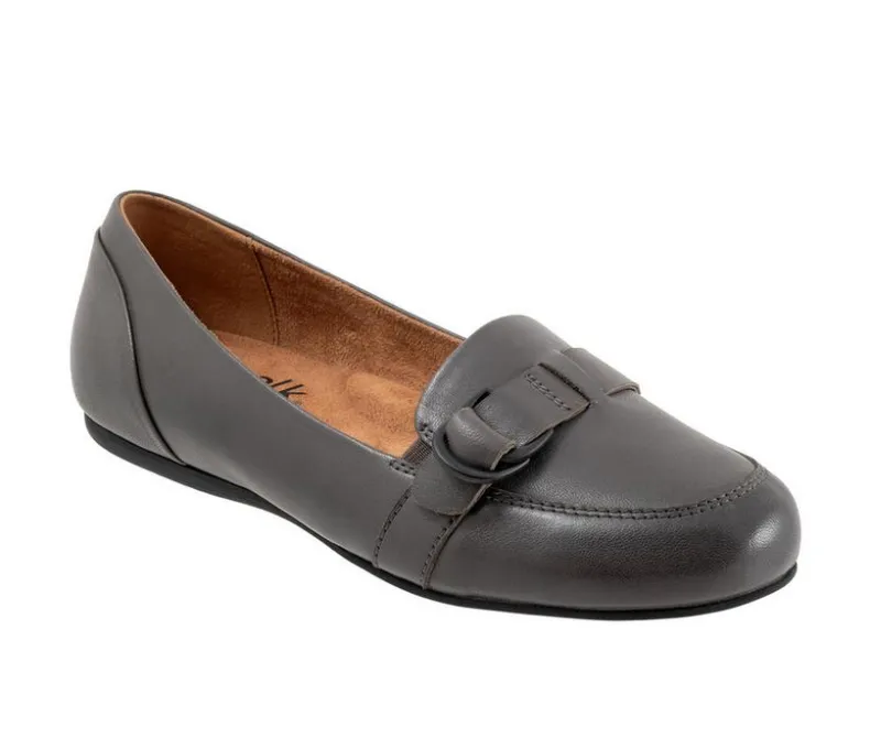 Loafers & Oxfords>Softwalk Women's Serra Loafers