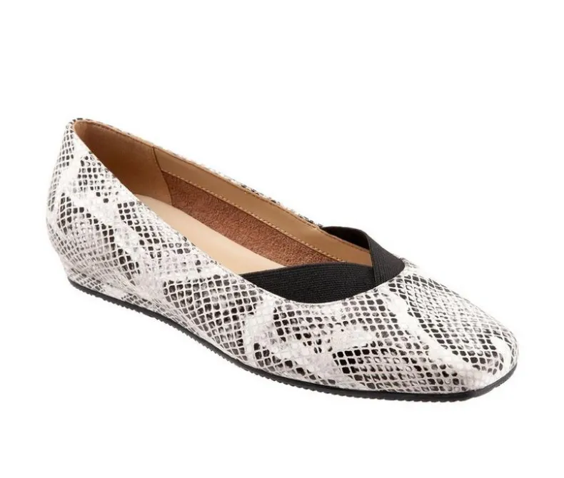 Loafers & Oxfords|Flats>Softwalk Women's Vianna Flats