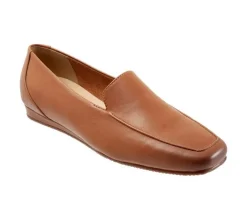 Loafers & Oxfords>Softwalk Women's Vista Loafers