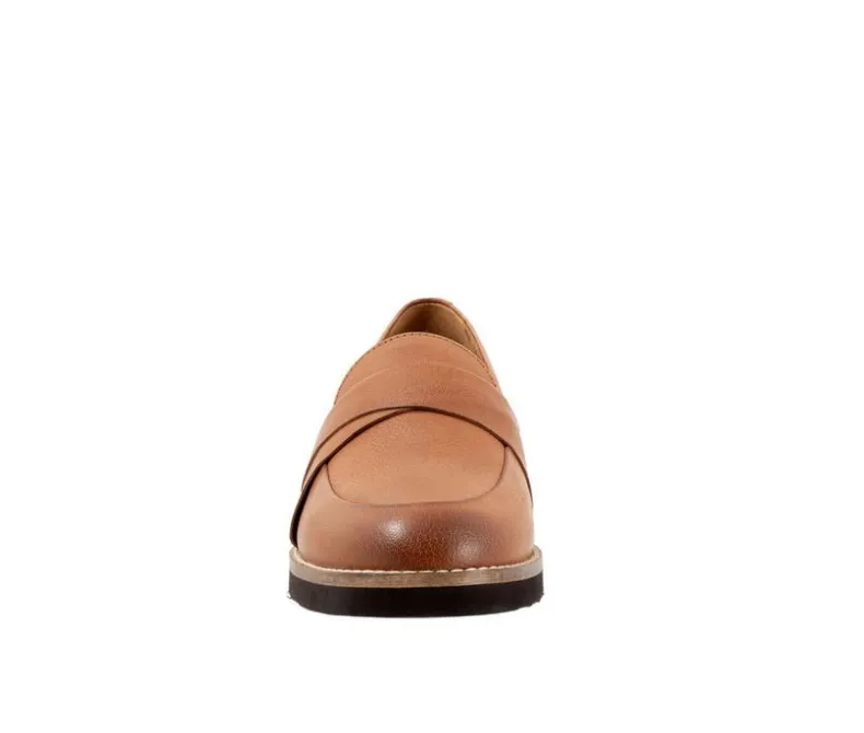 Loafers & Oxfords>Softwalk Women's Walsh Loafers