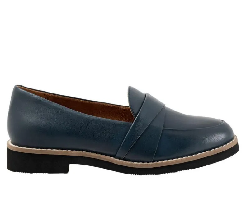 Loafers & Oxfords>Softwalk Women's Walsh Loafers