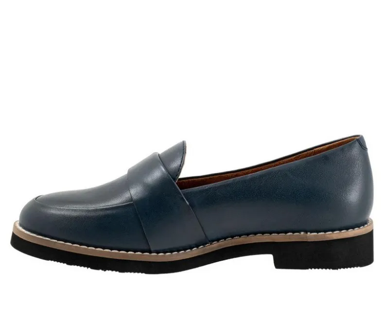 Loafers & Oxfords>Softwalk Women's Walsh Loafers