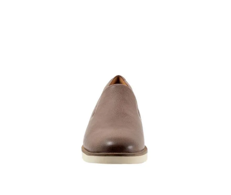 Loafers & Oxfords>Softwalk Women's Whistle II Heeled Loafers