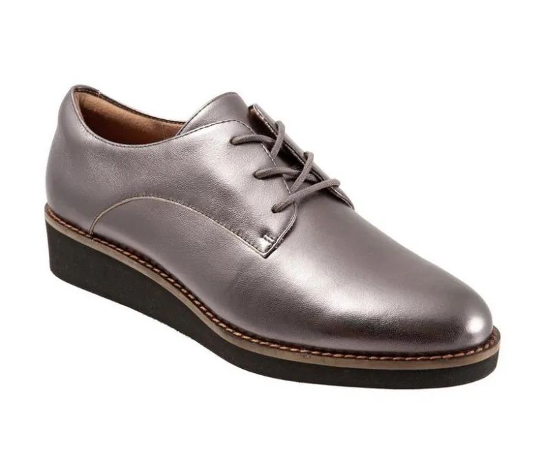 Loafers & Oxfords>Softwalk Women's Willis Platform Oxfords