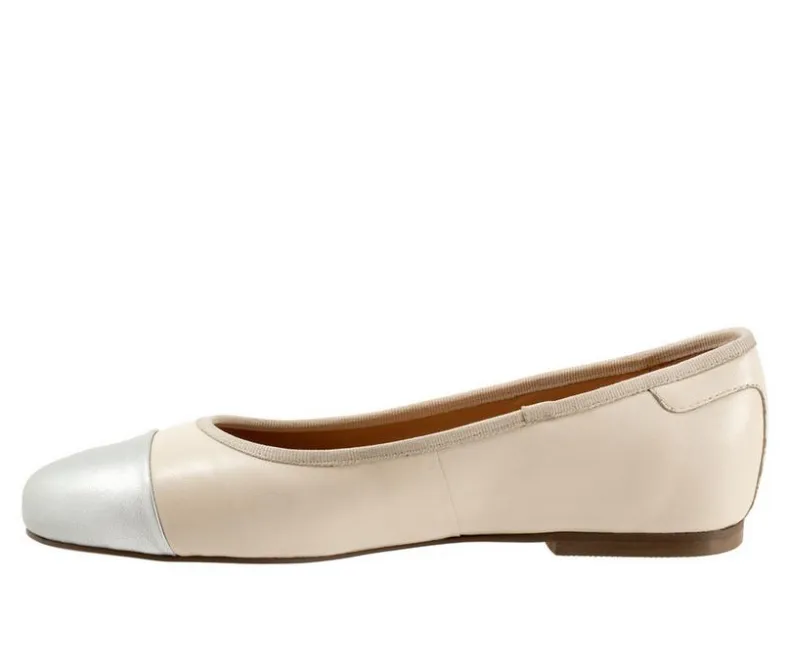 Flats>Trotters Women's Clara Flats