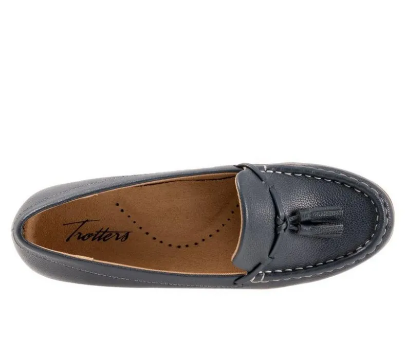 Loafers & Oxfords>Trotters Women's Dawson Moccasin Loafers