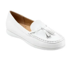 Loafers & Oxfords>Trotters Women's Dawson Moccasin Loafers