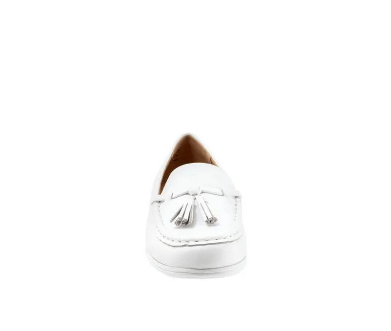 Loafers & Oxfords>Trotters Women's Dawson Moccasin Loafers